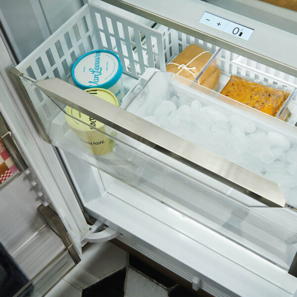 _0000_subzero_1850fi_ _0000_subzero_1850fi_